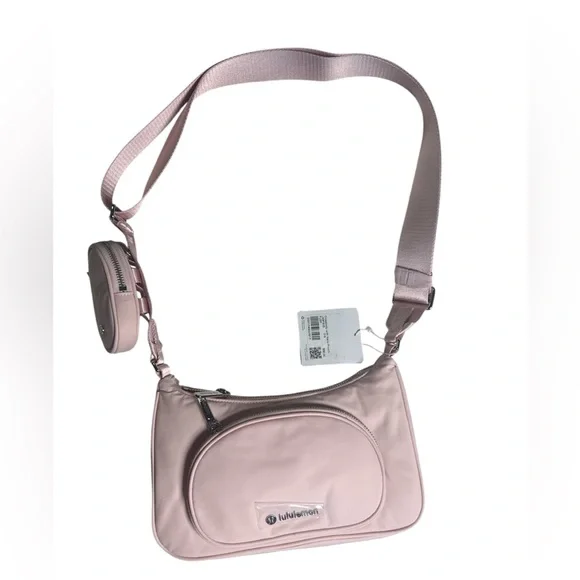 Lululemon Crossbody Bag w/ Nano Pouch 2L NWT Flush Pink 🎀 - Picture 7 of 9